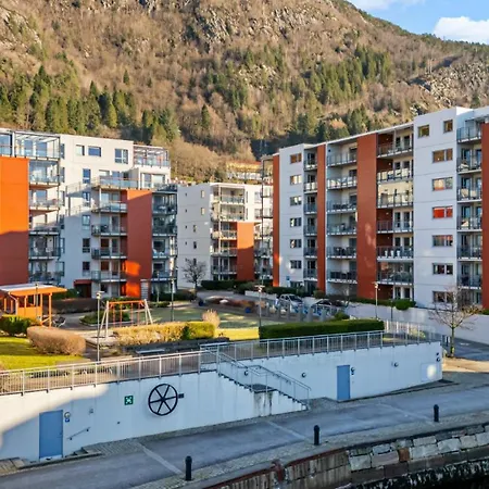Heimby - Parking - Balcony